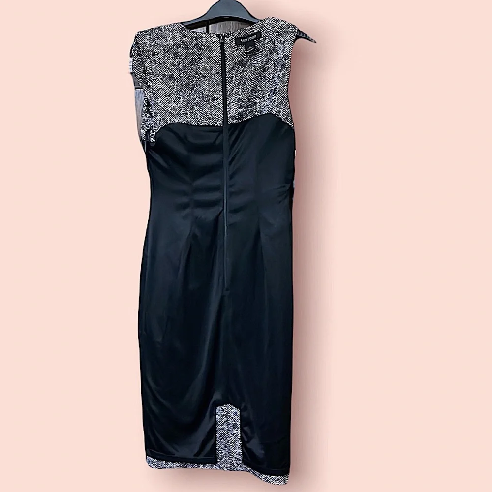 White House Black Market Black/ White Print Sheath Dress 4 - Picture 3 of 6